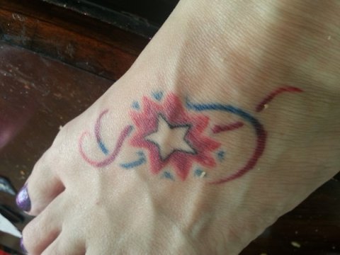 Dionne - Shooting star: real inked placement tattoo photo thumbnail