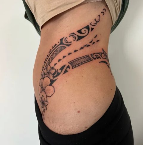 Nicole - Aupupu: inked placement tattoo photo thumbnail